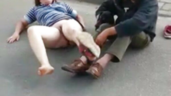 خروس دمنده آماتوری میلف در فیلم سکس روسی فیلم POV خانگی